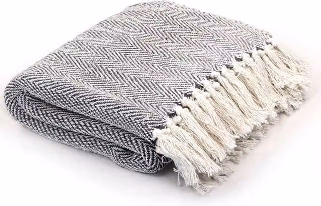 Berkfield Home Cotton Herringbone Throw with Fringes, W x D: 220 x 250 cm, Navy Blue – 1