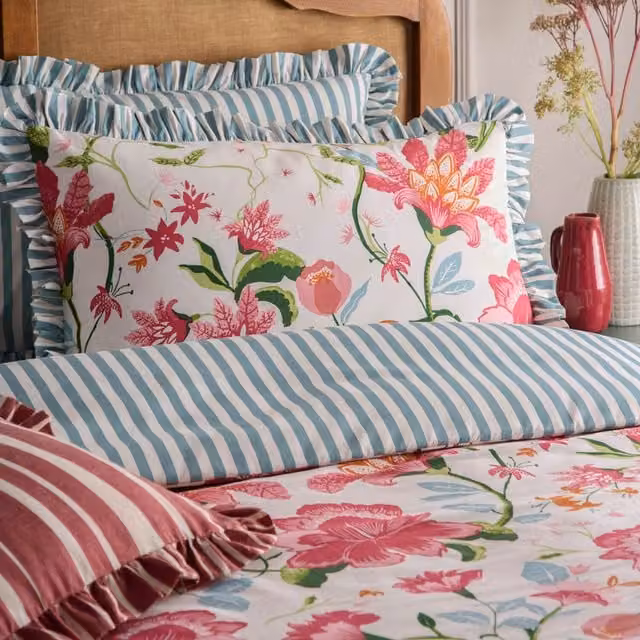 Make It A Home Claudia Reversible Floral Duvet Cover Set, Multicolour Pink, 200 x 200 cm