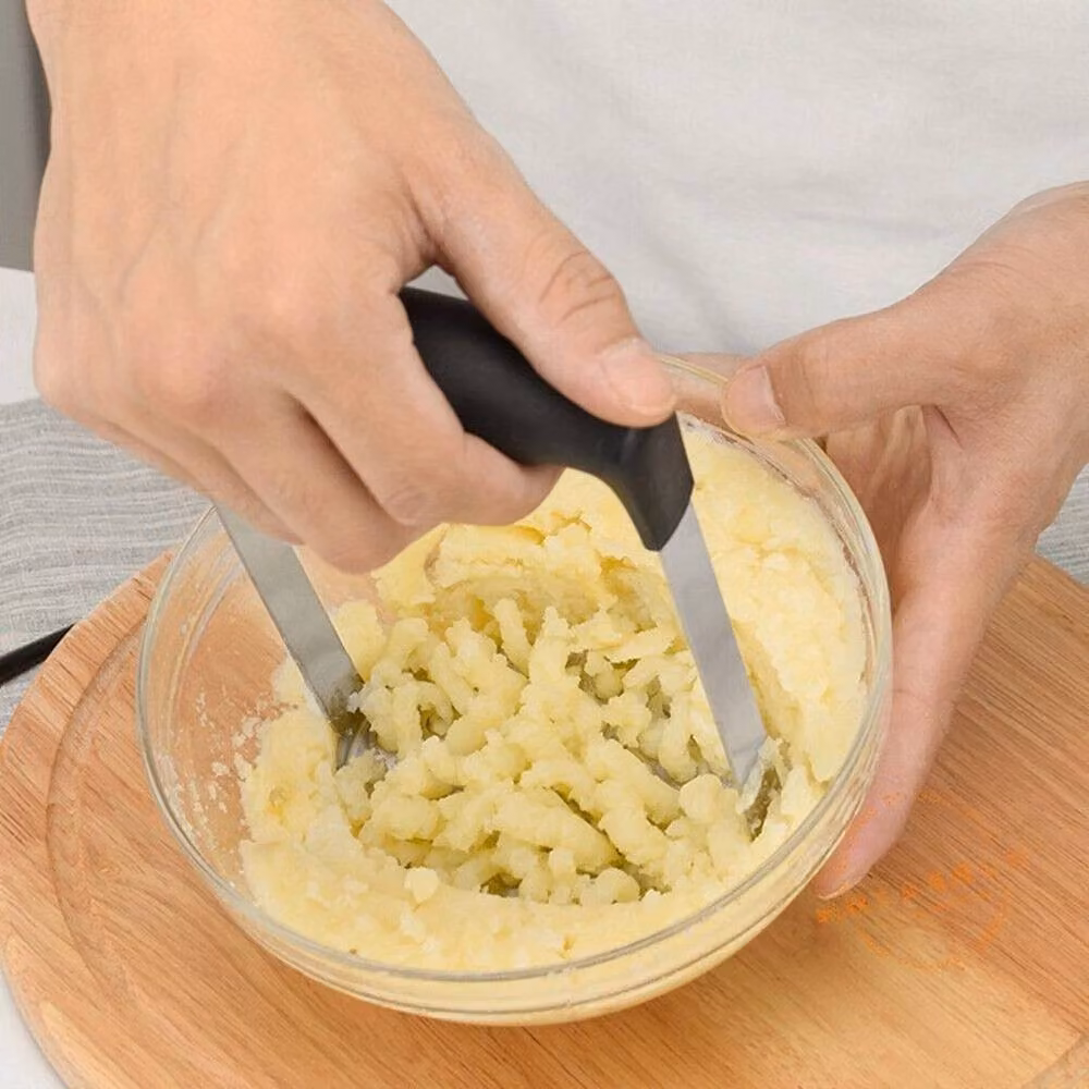 SPETLEK Stainless Steel Potato Ricer and Vegetable Masher in Silver, W/D/H: 15 x 15 x 15 cm – 2