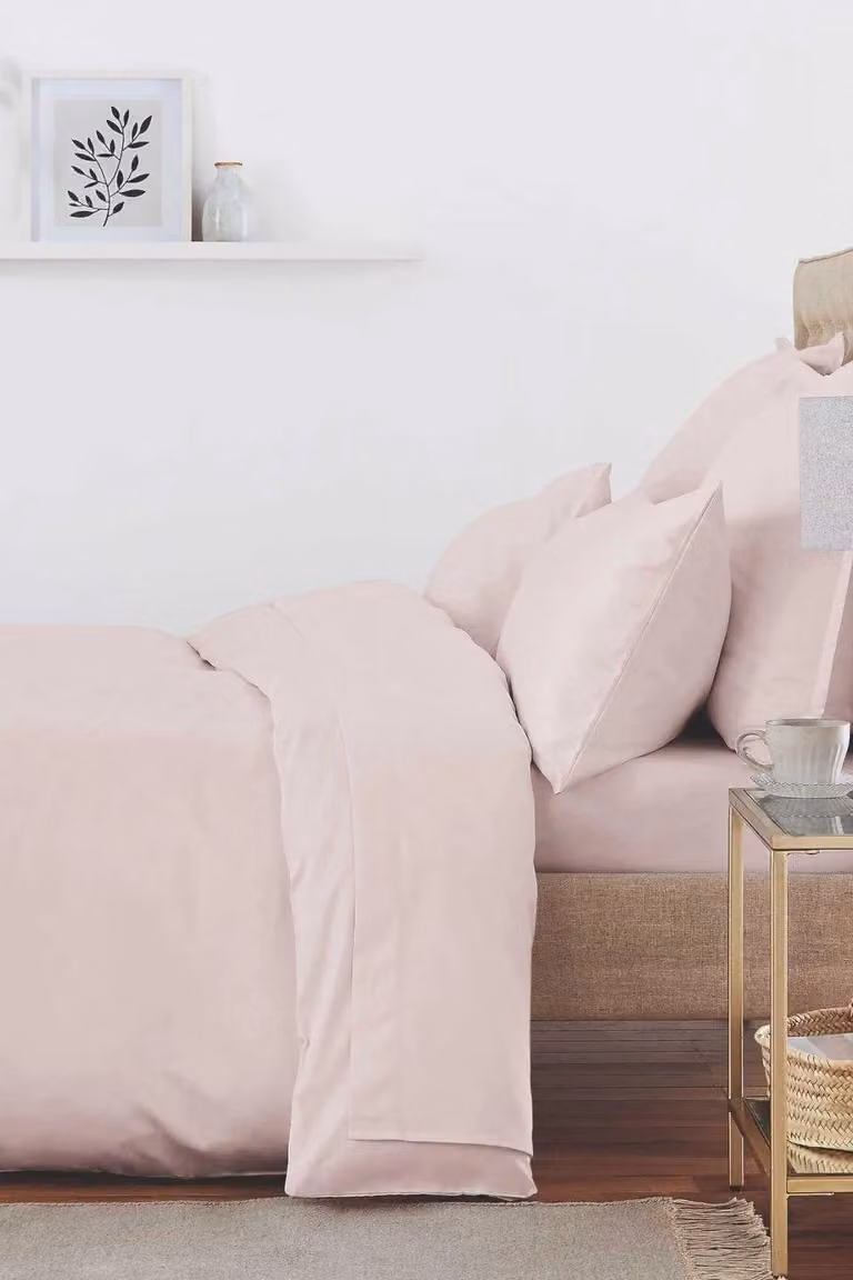Murmur 500 Thread Count Plain Dye Cotton Standard Pillowcase in Pink