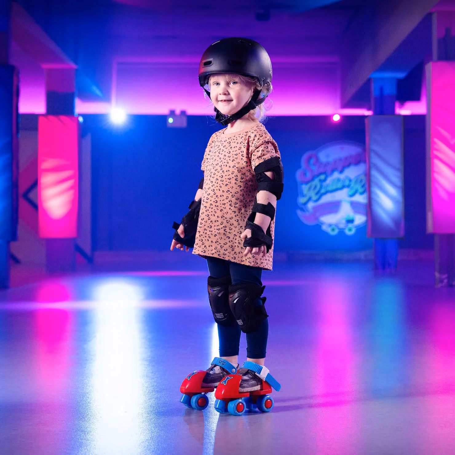 Xootz Kids Beginner Roller Skates in Red with Height Adjustment and Brake – 2
