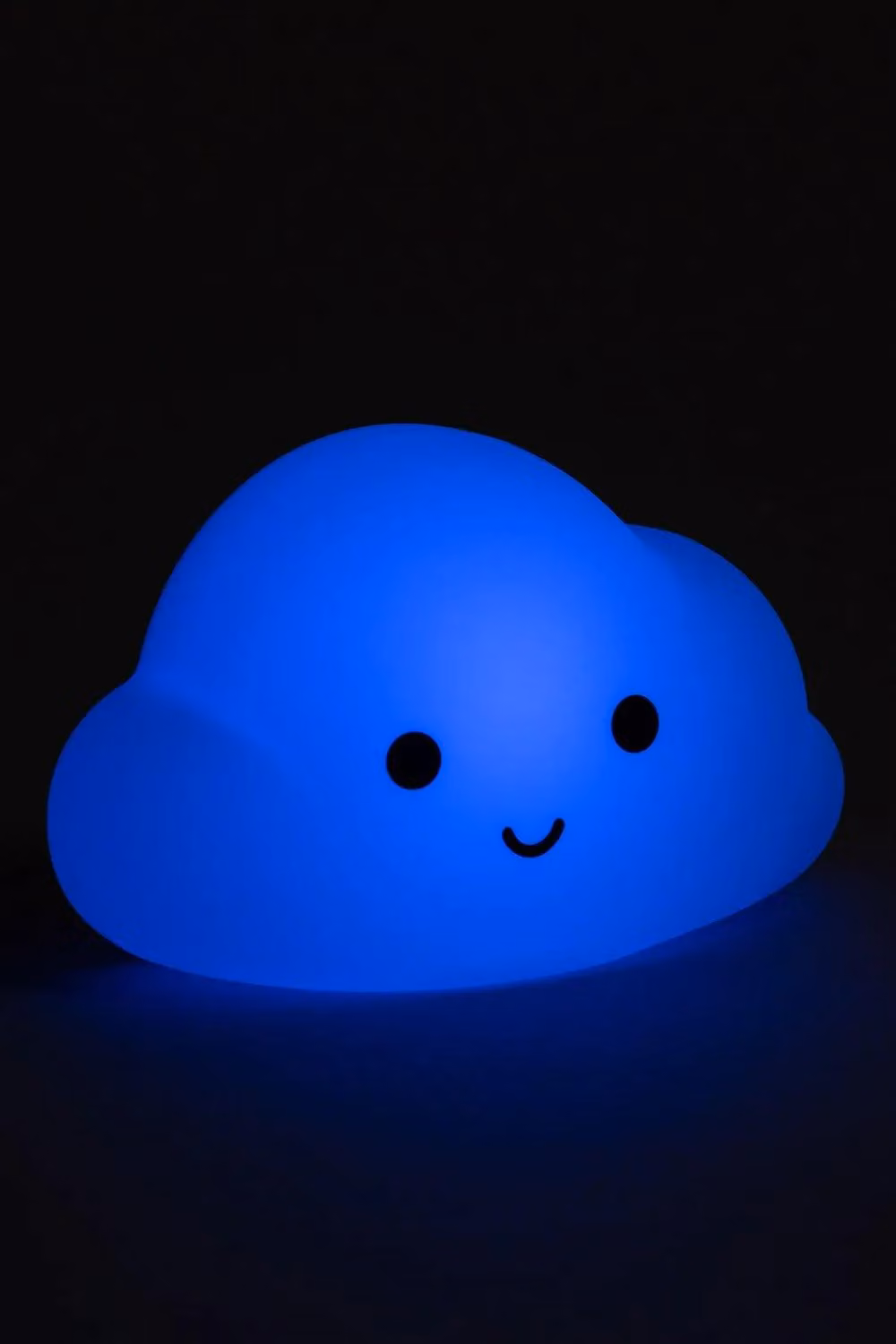 BHS Lighting Glow Cloud Silicone Wall Night Light in White – 2
