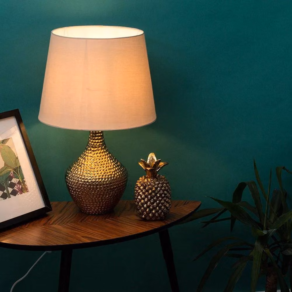 ValueLights Bailey Modern Gold Ceramic Table Lamp Base – 7