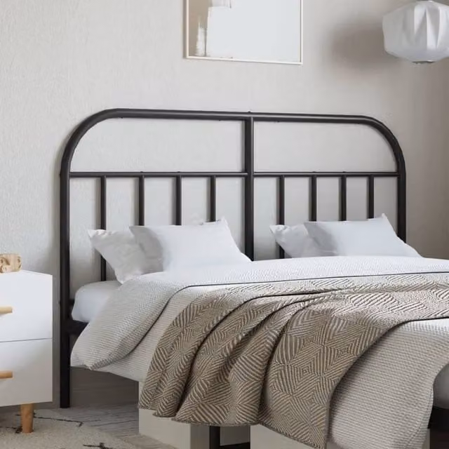 Berkfield Home Classic Metal Headboard in Black, Width: 135 cm