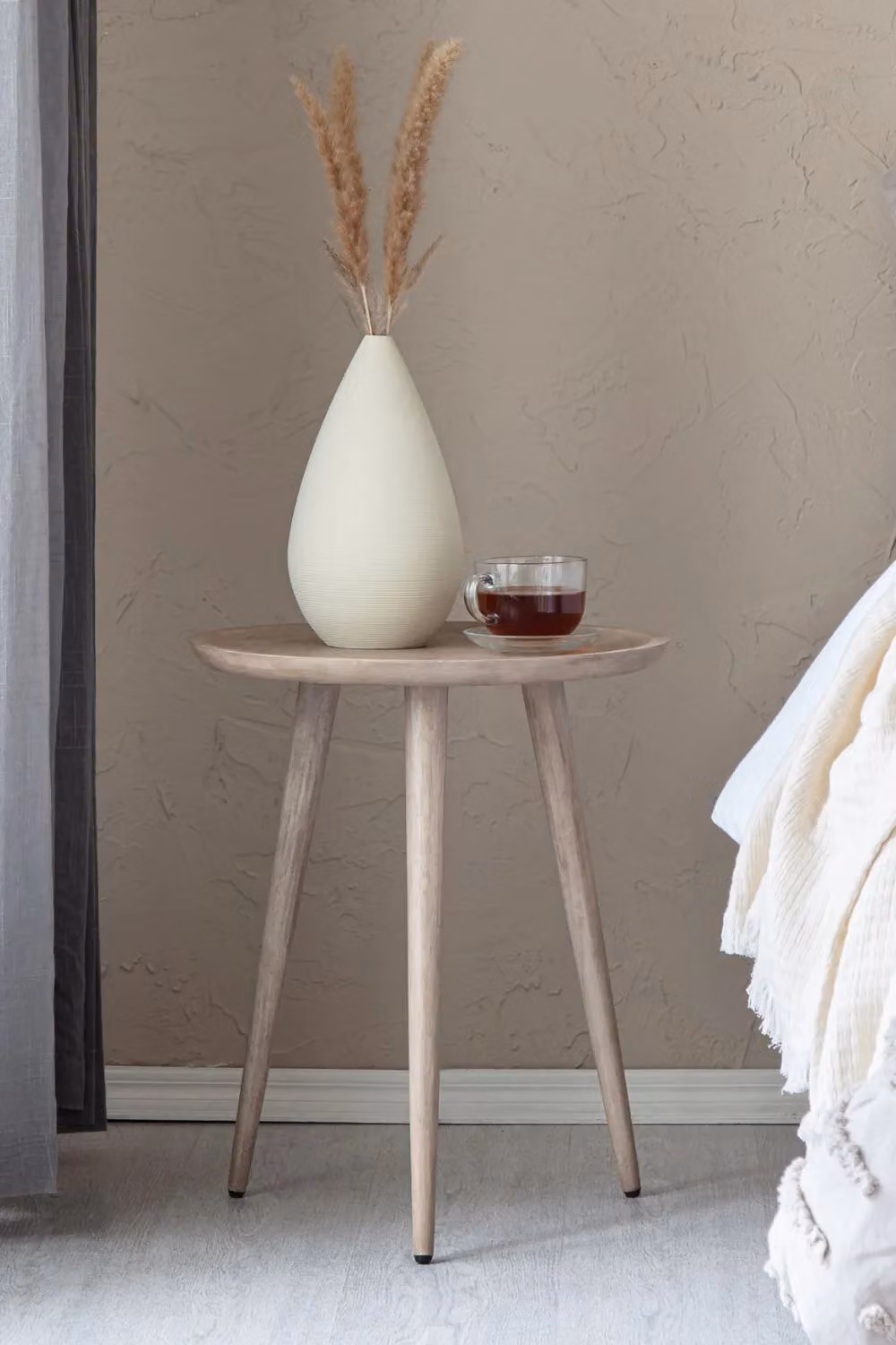 MH London Electra Round Solid Mango Wood Tray Top Side Table in Light Grey – 2