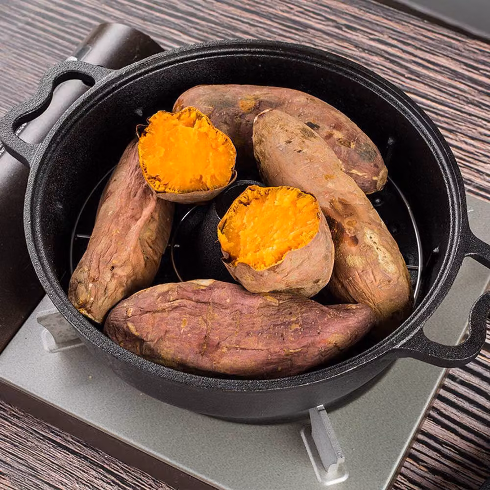Living and Home Seasoned Cast Iron Chicken Roaster and Dutch Oven with Lid, Black, Diameter: 28 cm – 4