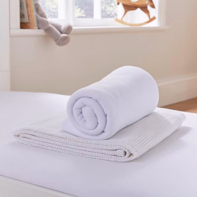 Martex Baby Cot Bed Starter Set White W/D/H: 67 x 137 cm