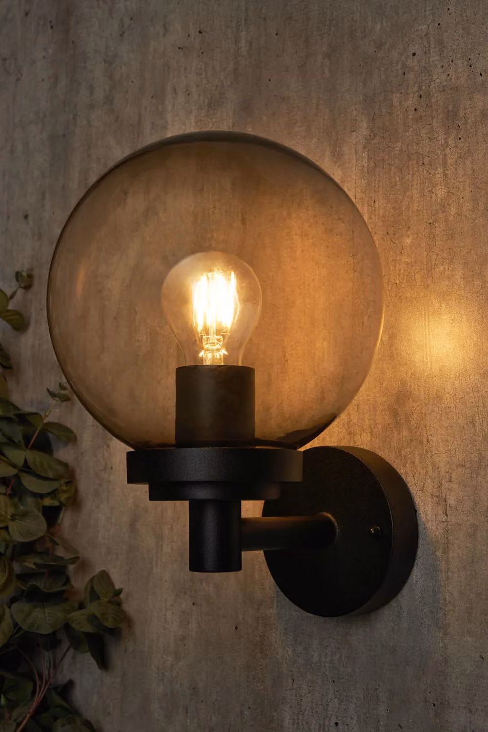 BHS Lighting Darryl Globe Outdoor Wall Light in Black with Transparent Glass Sphere – 3