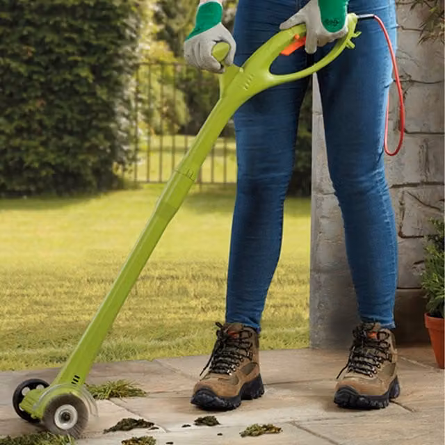 Garden Gear Electric Mains Powered Weed Sweeper with Steel Single Brush in Green