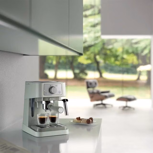 DeLonghi Stilosa Manual Espresso Coffee Machine with Steam Wand in Green and Transparent – 1