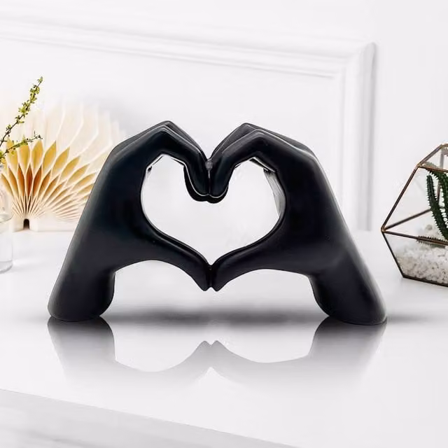 Huhote Modern Heart Hands Sculpture, Black Tabletop Love Gesture Statue, H 14.0 cm x W 14.0 cm x D 8.0 cm