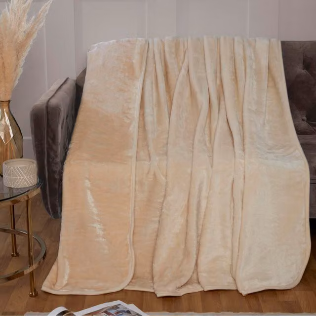 Rapport Home Plain Faux Fur Polyester Cosy Throw in Beige and Yellow, 150 cm
