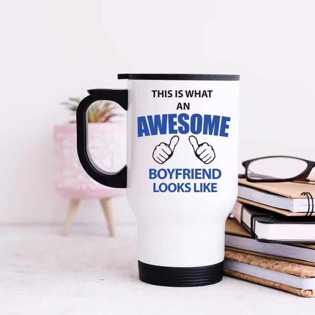 60 Second Makeover Men's This Is What An Awesome Boyfriend Looks Like Metal Travel Mug in White