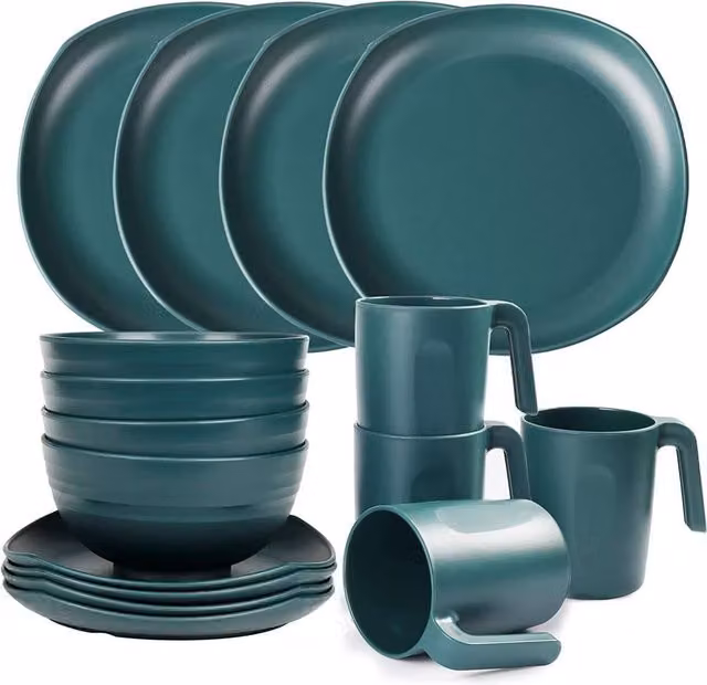 Greentainer Unbreakable Lightweight Plastic Dinnerware Set for 4 in Dark Green – 1