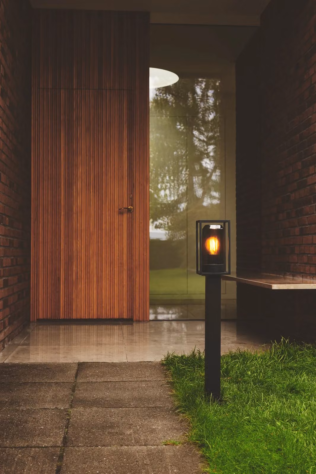 Nordlux Griffin Modern Black Metal Outdoor Post Light with Glass, E27, IP44 – 4