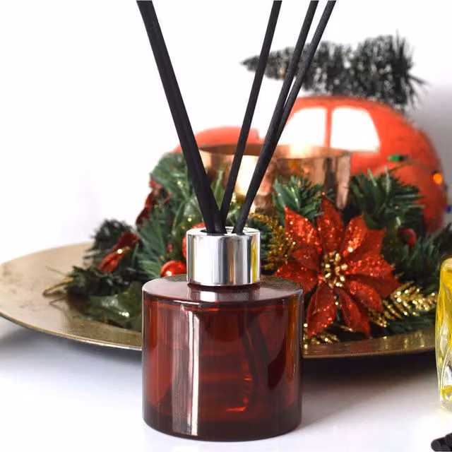 Perfect4U Sweet Orange and Chilli Pepper Reed Diffuser, Red