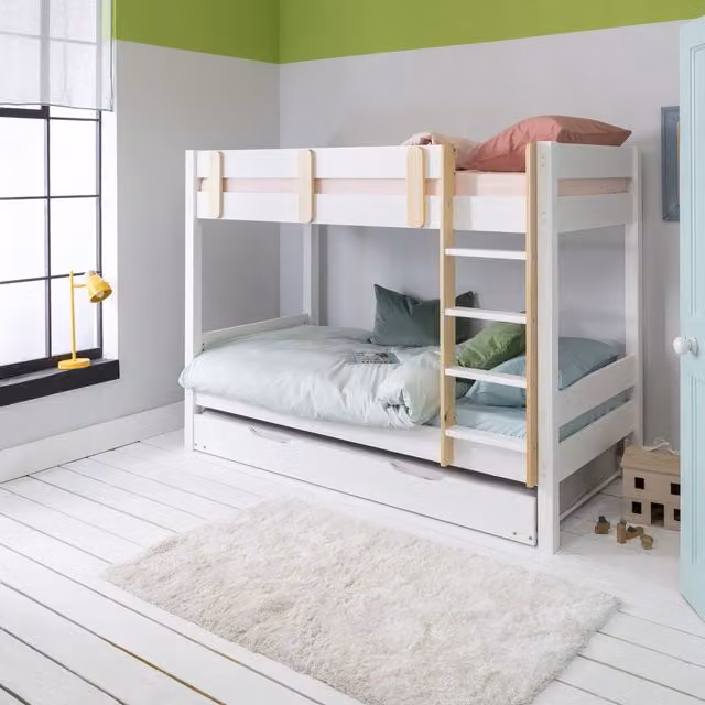 Noa and Nani Una Bunk Bed with Spacesaver Trundle and Drawers in White