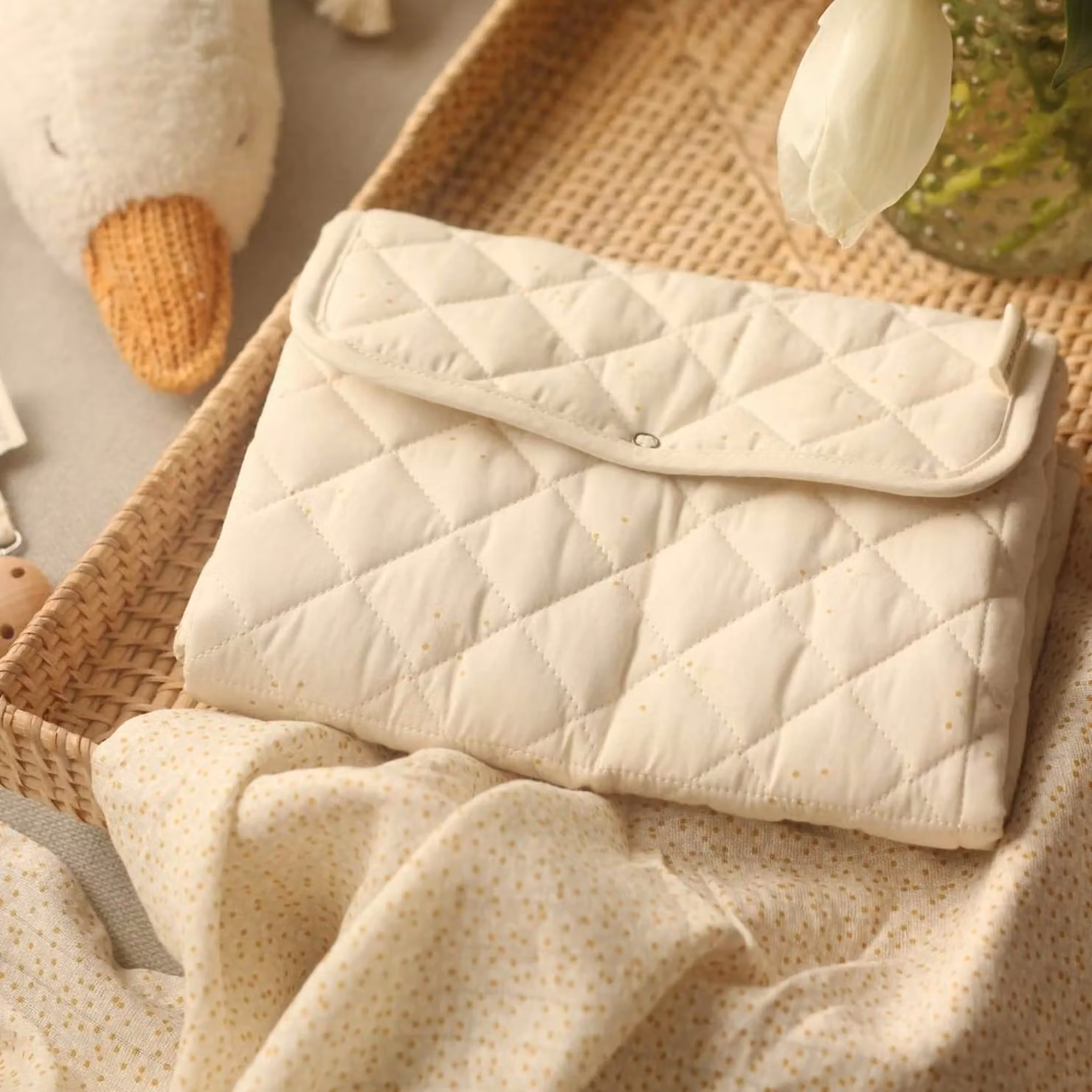 Avery Row Wild Chamomile Cotton Foldable Travel Baby Changing Mat – 3