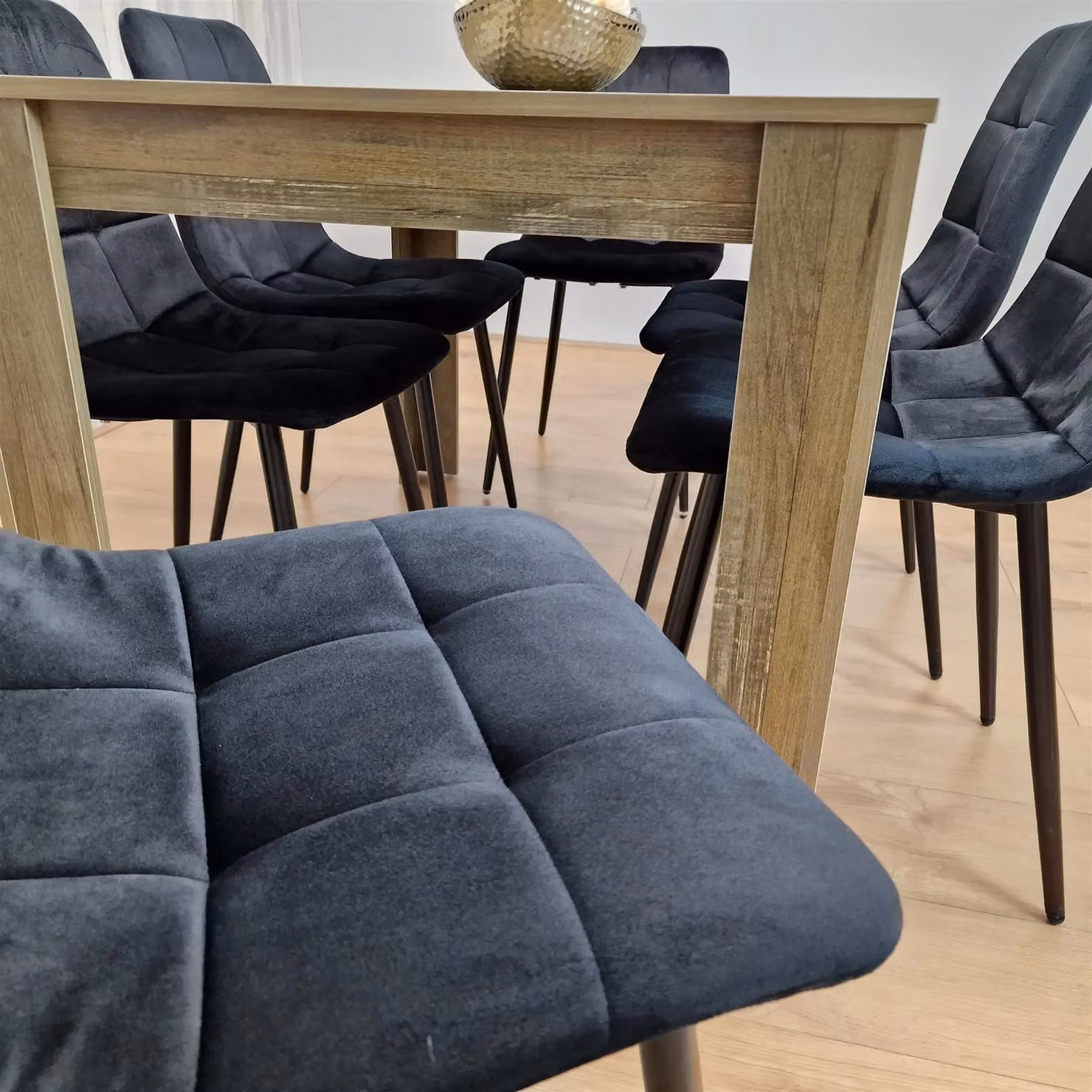 KOSY KOALA Rustic Effect Dining Table Set with 6 Black Velvet Chairs, Brown Rectangular Table, W/D/H: 180 x 80 x 75 cm – 3