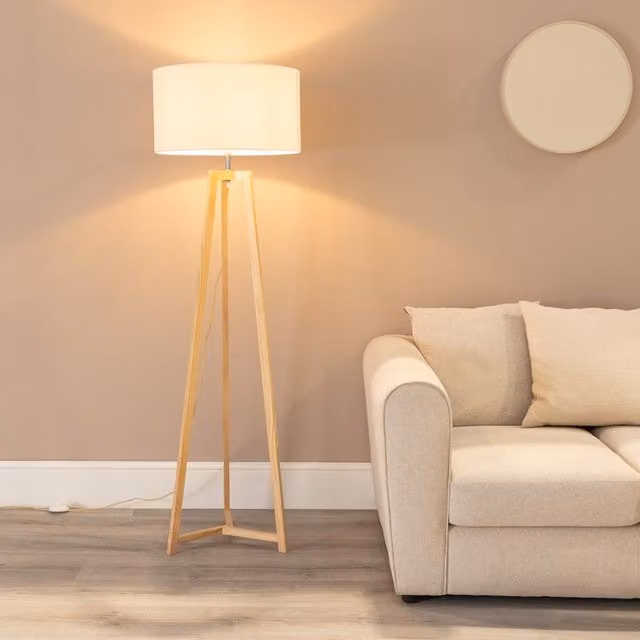 ValueLights Lottie Natural Wood Tripod Floor Lamp with White Fabric Cylinder Shade, H 149 x W 45 cm – 1