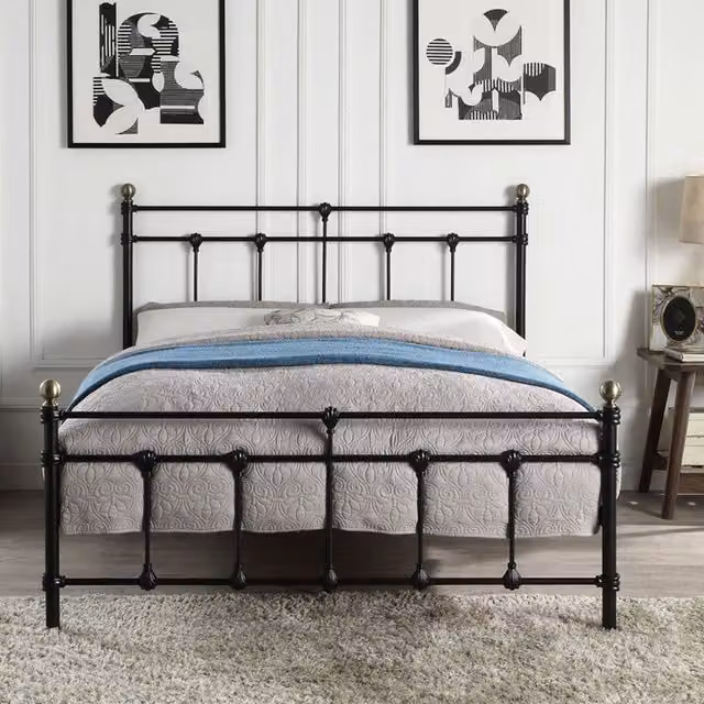 SlumberWorx Classic Metal Bed Frame in Black, 180 x 200 cm