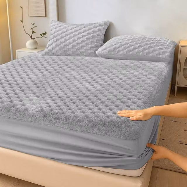 Velosso Chunky Popcorn Faux Fur Fitted Sheet in Silver, Double, W: 140 cm x L: 200 cm