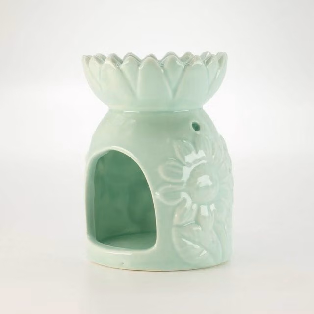 Serenityy Ceramic Sunflower Tealight Oil Burner in Green – 1