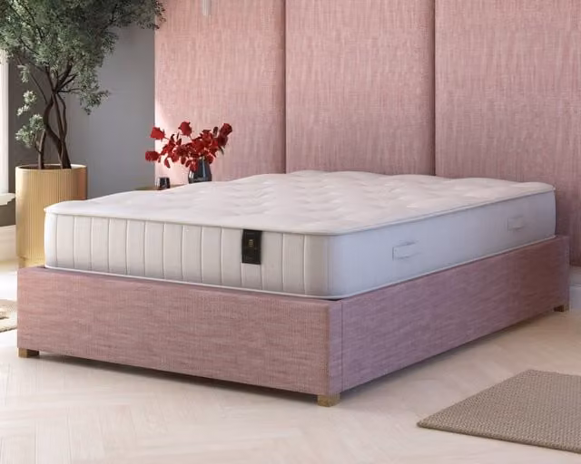 Laurence Llewelyn-Bowen Hotel Quality 1000 Pocket Premium Mattress in White, H3