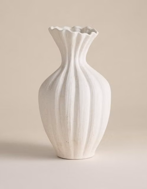 M&S Modern Ceramic Tabletop Vase in Cream