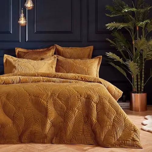 Paoletti Palmeria Quilted Velvet Pillowcase in Gold, W/D/H: 75 x 48 x 48 cm – 2