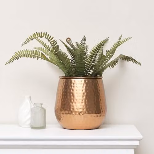Melody Maison Modern Square Copper and Bronze Hammered Metal Tabletop Planter W/D/H: 20 x 20 x 20 cm – 1