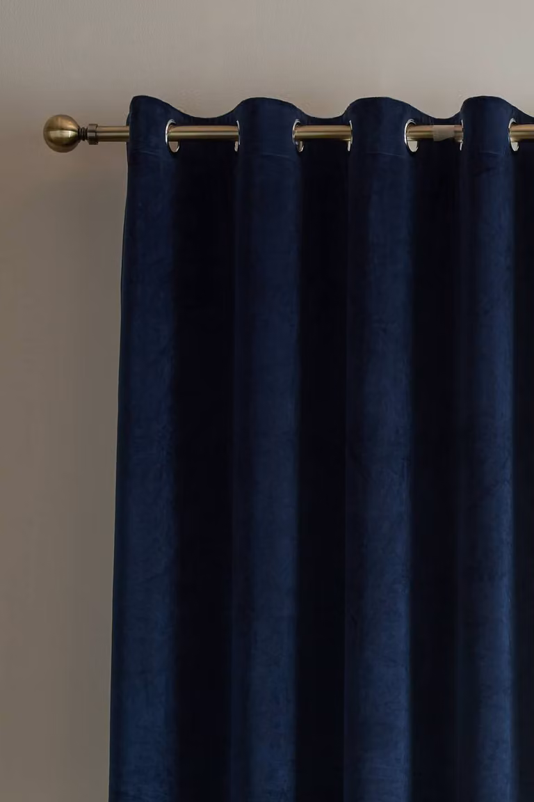 Catherine Lansfield Super Thermal Blackout Matt Velour Eyelet Door Panel in Navy Blue, Width: 168 cm, Drop: 214 cm