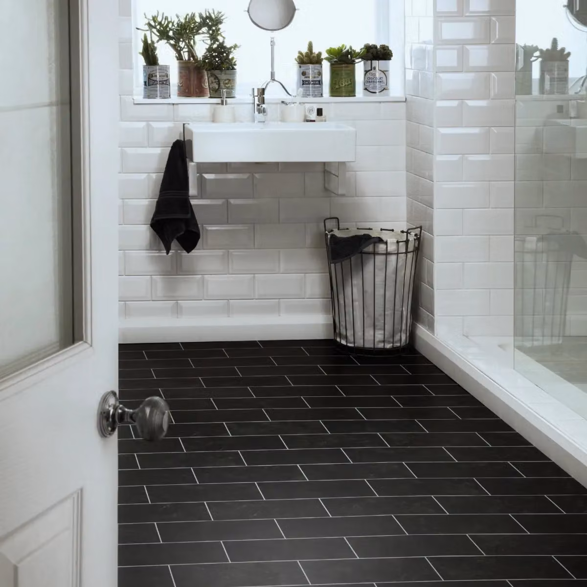 Vinyl Flooring UK Colonia Glue-Down Wood Look Luxury Vinyl Tile Plank in Black, 2mm Thick, Covers 3.34sqm – 2