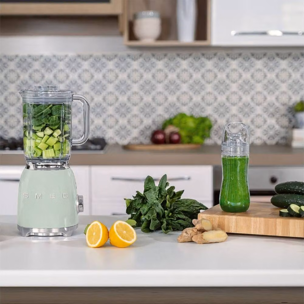 Smeg 50s Style Jug Blender in Green with Stainless Steel and Glass – 3