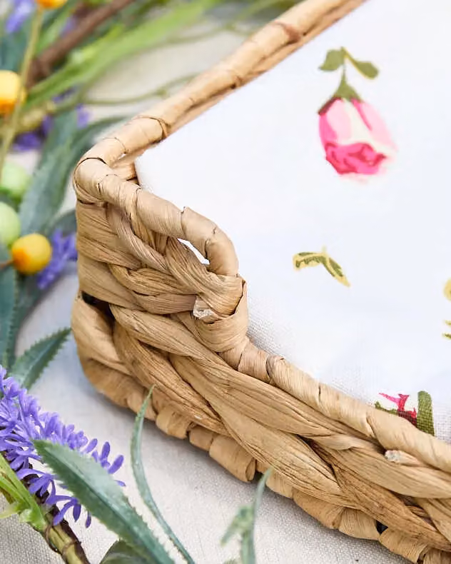 Dibor Lakelyn Natural Water Hyacinth Napkin Holder in Beige – 3