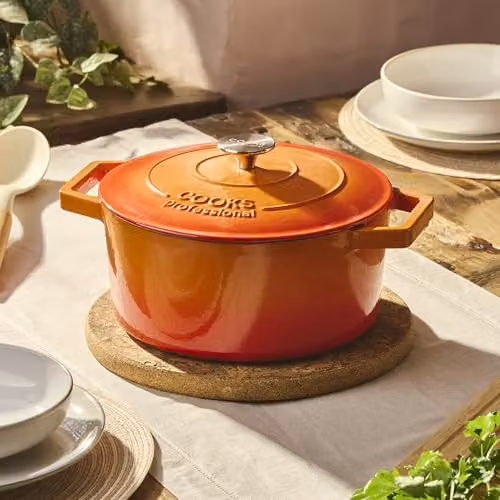 Cooks Professional Enamelled Cast Iron Casserole Dish with Lid and Handles, Orange, 26cm, 5.8l – 2