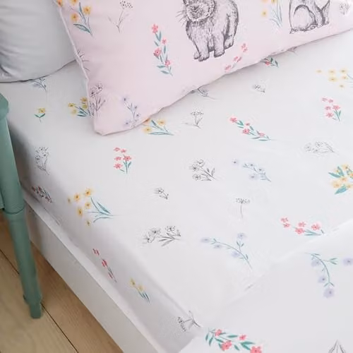 Catherine Lansfield Bunny Tails Ditsy Flower Bed Linen Fitted Sheet Pink and White W/D/H: 140 x 200 cm