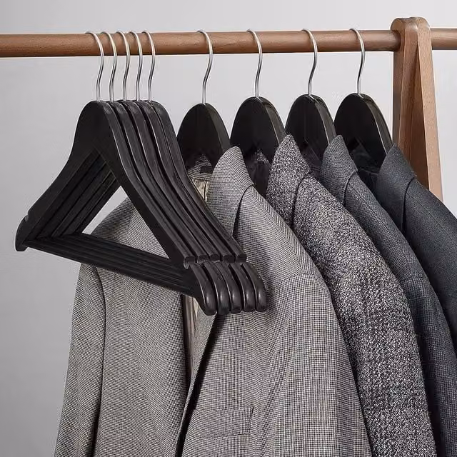 SONGMICS Set of 10 Black Wooden Hangers with Non-Slip Bar and Notches