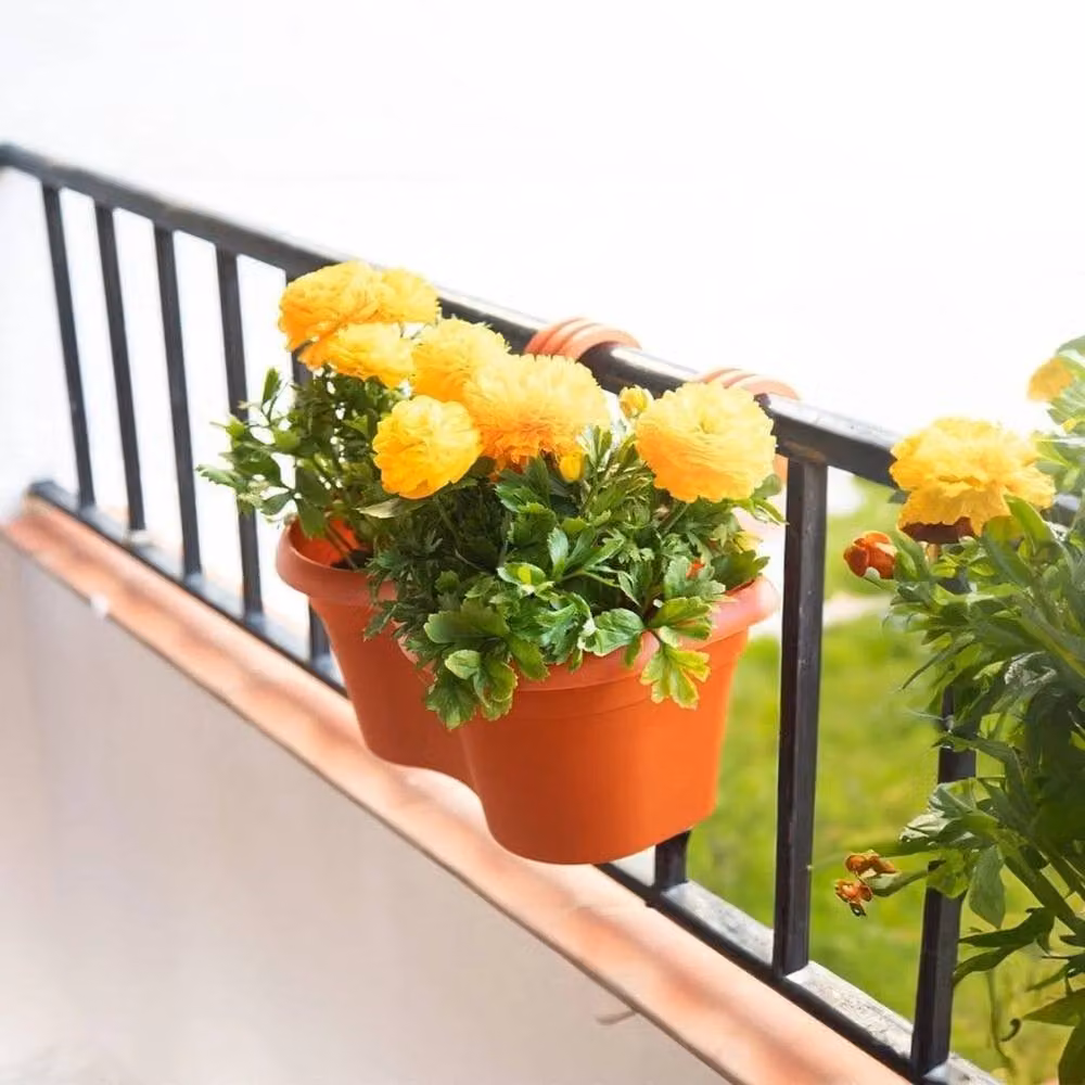 SPETLEK 2 x Hanging Railing Planter Window Box in Terracotta – 3