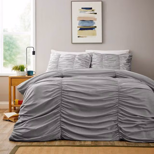 New Edge Blinds Ruched Duvet Set in Grey, W: 180 cm x D: 200 cm