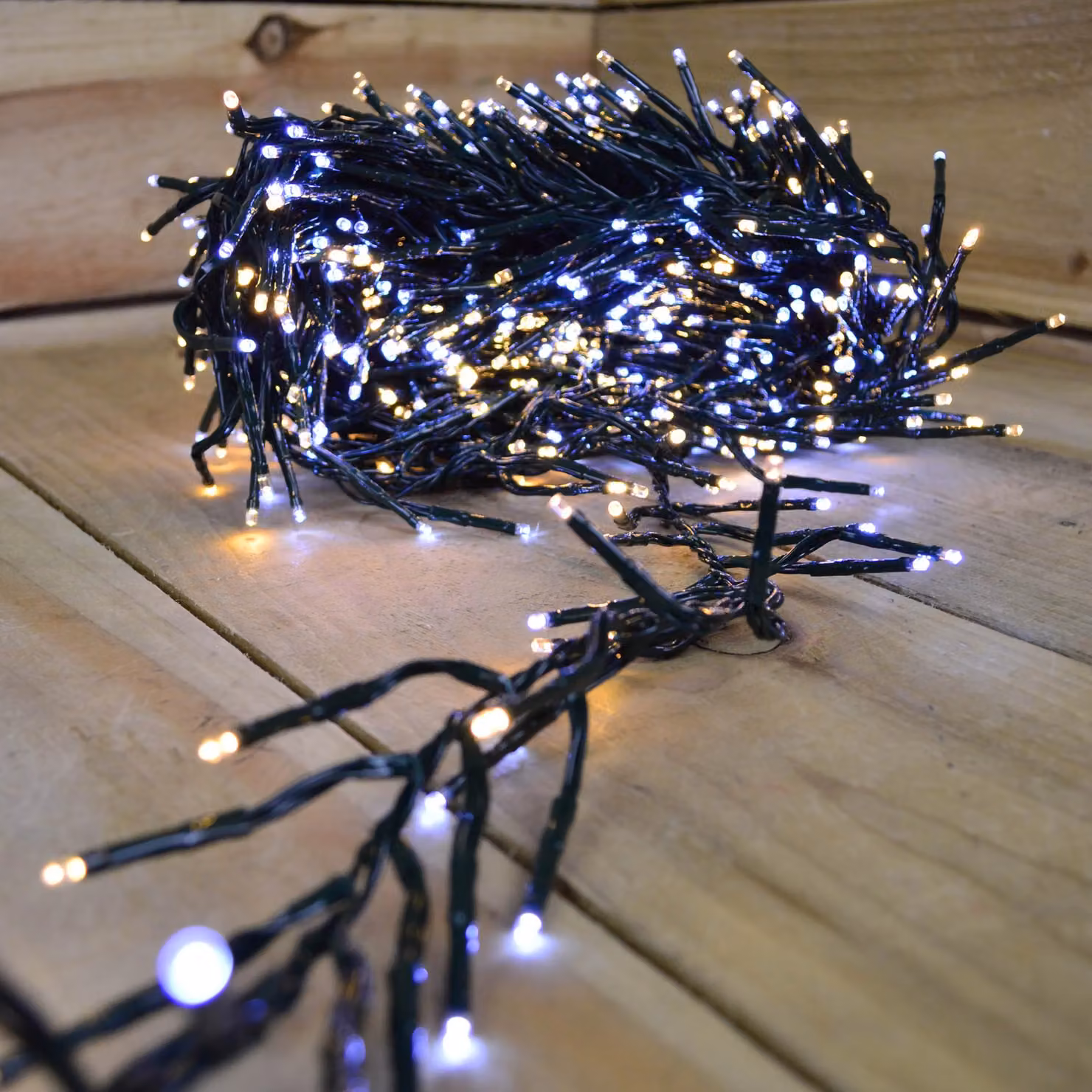 Premier Decorations Samuel Alexander 720 LED Premier Clusterbrights Christmas Cluster Lights, 9.3m, Mains Operated with Timer, Available in White, Green or Multicolour – 2