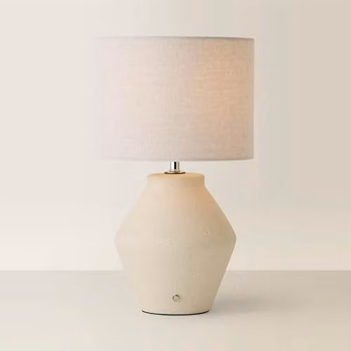 ValueLights Finn Rechargeable Ceramic Table Lamp with Beige Linen Shade – 1