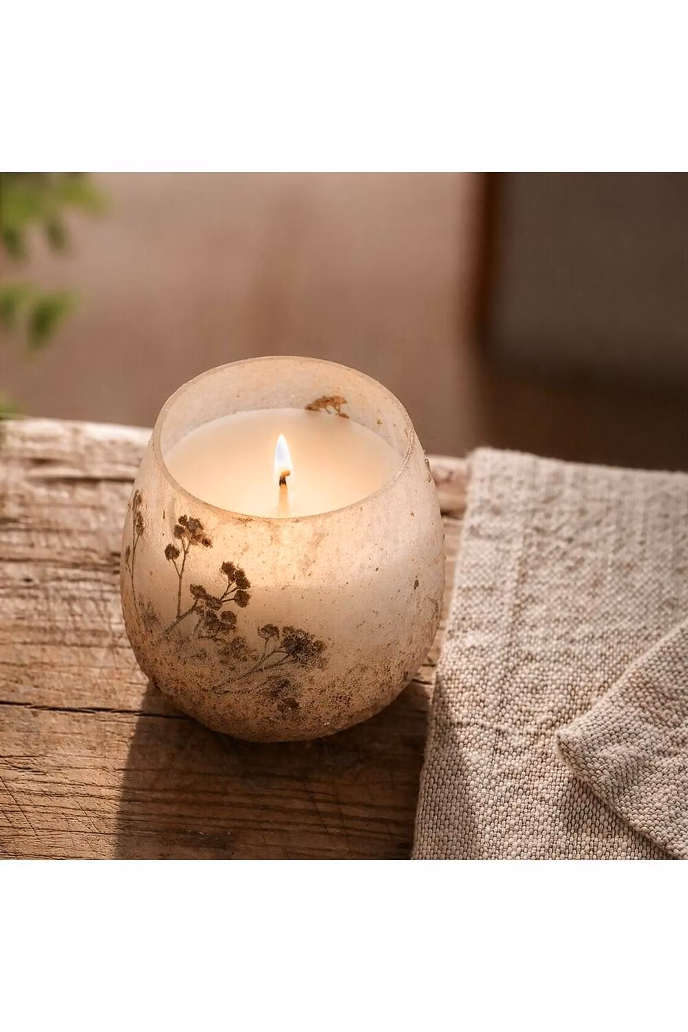 KDMD Wildlight Woods Scented Glass Jar Candle with Dried Wildflowers in Brown – 3