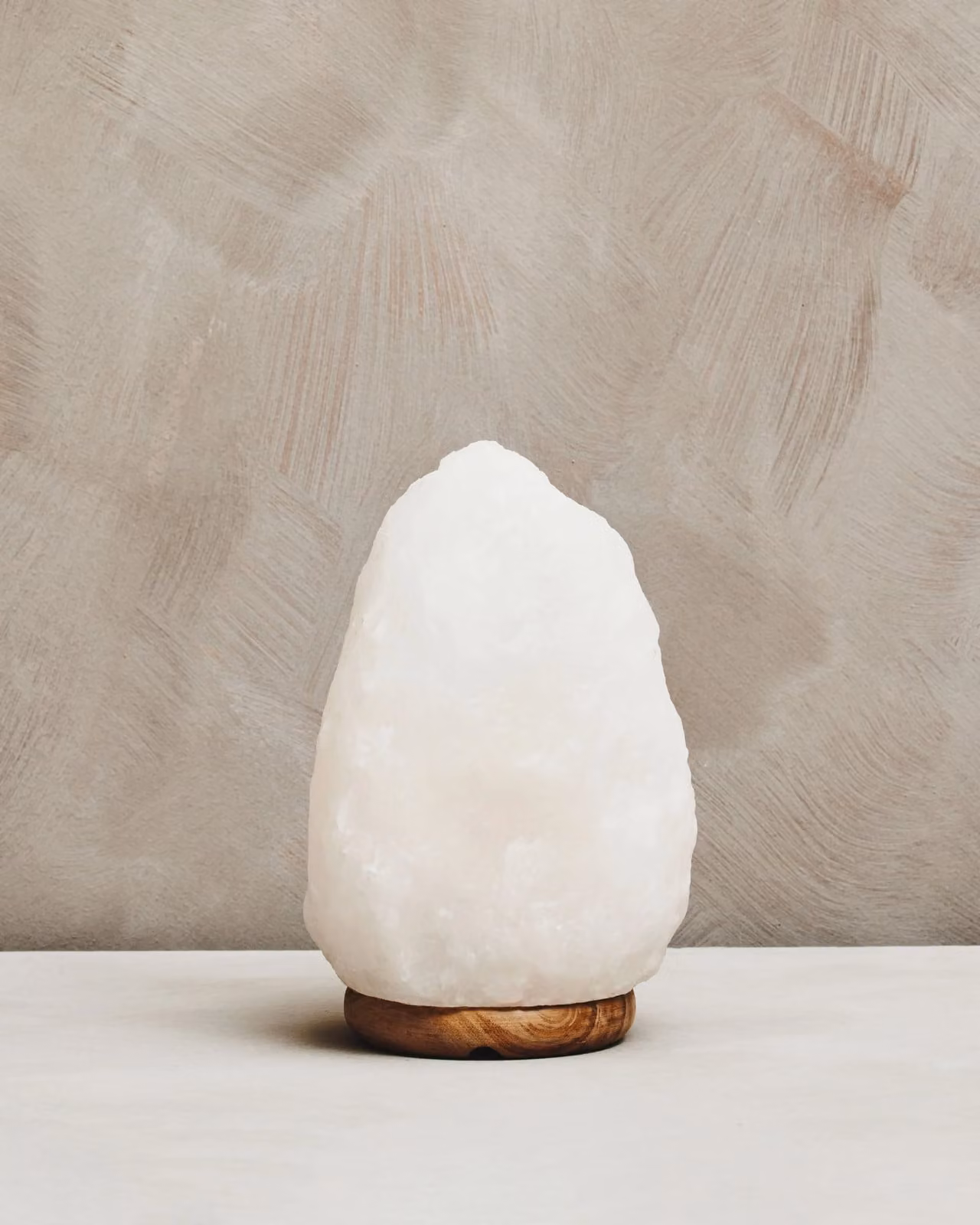 Orsina Nepal Natural White Salt Lamp with Wood Base H 23 x W 12 x D 12 cm – 4