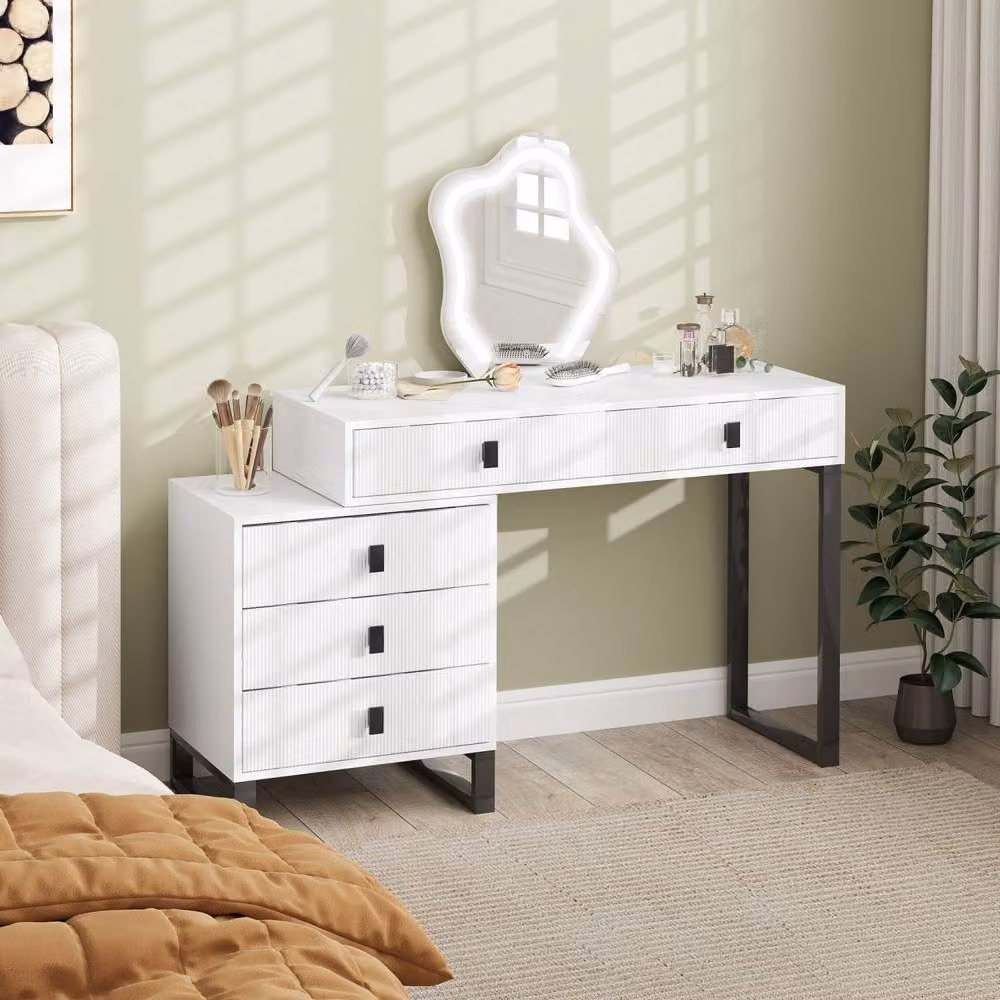 Wyld Haus Nalomo White Vanity Desk with Leaf Shaped Mirror W/D/H: 120 x 40 x 126 cm – 3