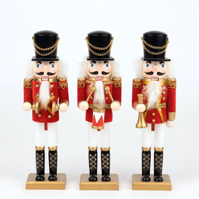 Shatchi Red Wooden Nutcracker Figure Set of 3, Height: 30 cm