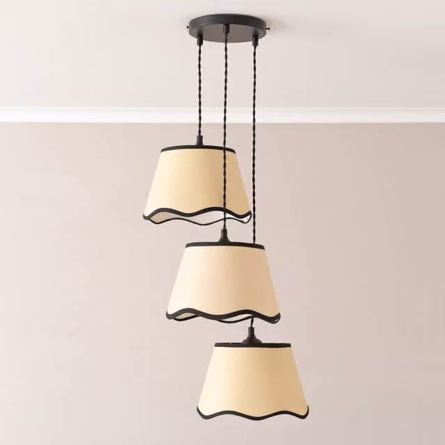 ValueLights Dutton 3 Drop Scallop Cluster Ceiling Pendant Light in Black