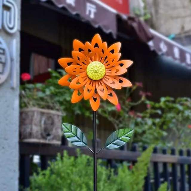 Quipulse Style 5 Simulated Sunflower Rotating Windmill Ornament in Orange and Multicolour Metal