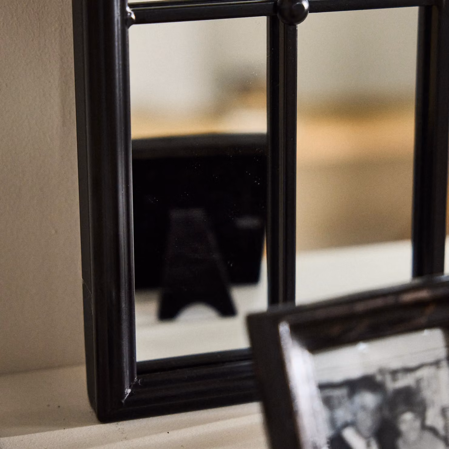 Dibor Classic Black Tall Rounded Decorative Arch Wall Mirror, H 107 cm x W 65 cm – 4