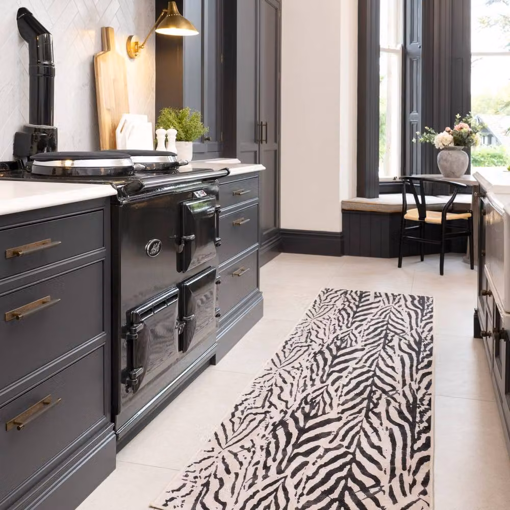 Kukoon Black and White Zebra Print Washable Living Room Rug, W/D/H: 80 x 150 cm – 6